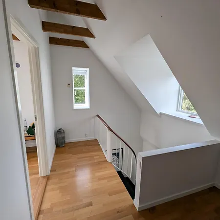 Villa Charming Townhouse Of 173 M2 With Double Carport